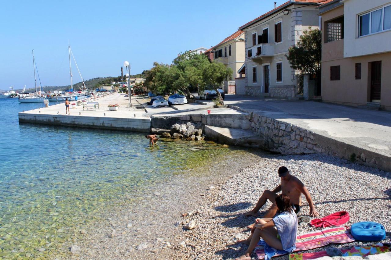 Apartments With A Parking Space Sali, Dugi Otok - 8136 Eksteriør bilde