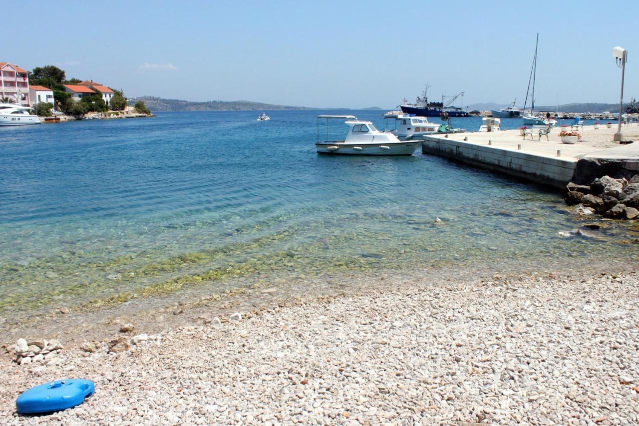 Apartments With A Parking Space Sali, Dugi Otok - 8136 Eksteriør bilde